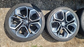Škoda Octavia IV RS orig. alu kola ALTAIR 19" s pneu - 2