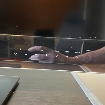 Televize LG 42" / 107cm - NENÍ SMART TV - Model 42LE5310 - 2