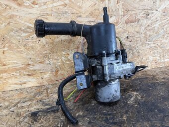 ČERPADLO POSILOVAČE ŘÍZENÍ PEUGEOT 307 9654151180 - 2