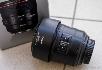 Canon EF 85 mm f/1,4 L IS USM - 2