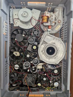 El.motory,ventilátory, přepínače , pojistky , zdroje,trafa - 2