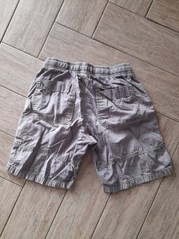 Chlapecké kraťasy vel. 134/140 - 2