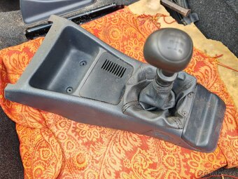 Radička + středový panel z Fiat Strada - 2