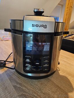 Multifunkční hrnec SIGURO - 2