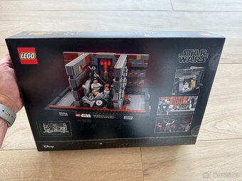 LEGO Star Wars 75339 Death Star Trash Compactor Diorama - 2