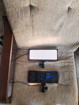 Dva LED panely Viltrox včetně stativů - 2