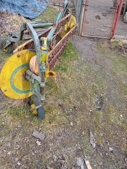 Obraceč a nahrnovač osp - 2
