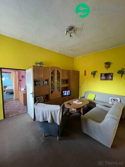 Prodej prostorného bytu 3+1( 92 m2 ) s garáží –... - 2