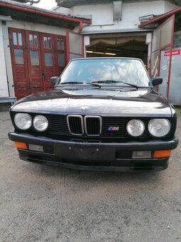 BMW E28 M535i - 2