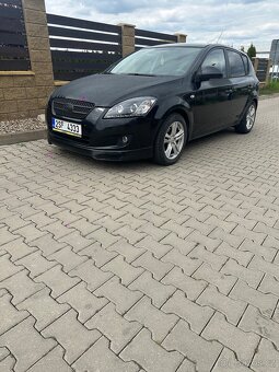 Kia Ceed 1.6nafta STK 12/2026 - 2
