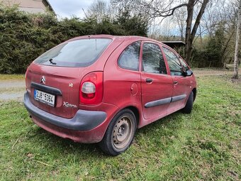 Citroën xsara picasso 1,8 benzín - 2