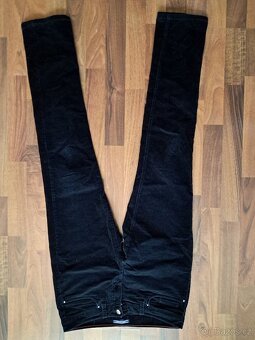 Tomi Hilfinger vel.M - 2