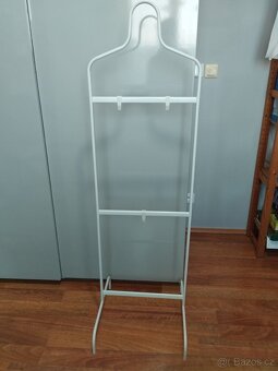 Stojan na oblečení kovový - 2