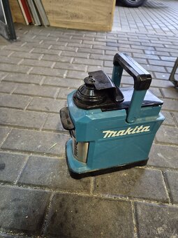 Kavovar makita - 2