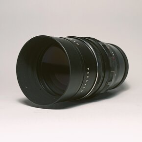 Objektiv Pentacon 4/200 pro M42 - 2