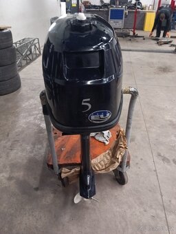 Závěsný motor Tohatsu 5 MFS5BD - 2
