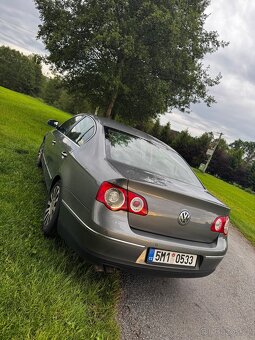 Volkswagen Passat B6 - 2