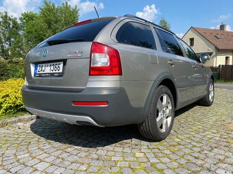 Škoda octavia Scaut 2 4x4 - 2
