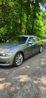 Bmw e93 330i - 2