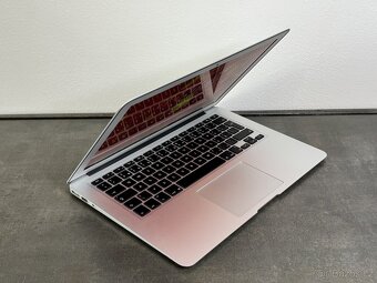 MacBook Air 13" 2015 i5 / 4GB / 128GB SSD - DPH - 2