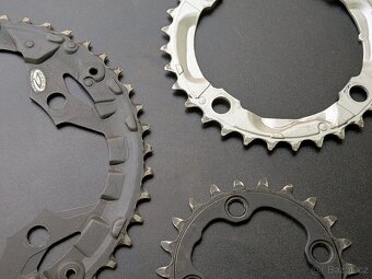 převodníky Shimano Deore 104/64mm 3x9 - 2