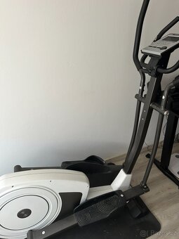 Eliptický trenažer - HouseFit MOTIO 70 - 2