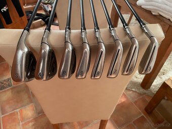 Prodám grafitovégolfové hole - 2