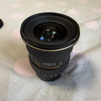 Tokina SD 12–24 mm f/4 (IF) DX (bajonet F) - 2