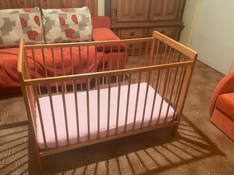 Dětská postýlka - bytelná, super stav - 2