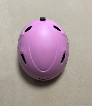 LYŽAŘSKÁ HELMA RELAX - 2