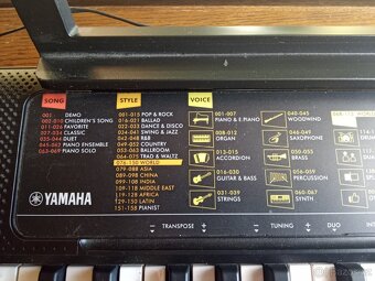 Klavesy Yamaha - 2