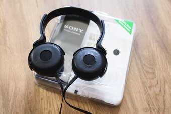 Drátová sluchátka Sony MDR-XB400 - 2