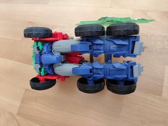 2v1 Transformers Optimus Prime se štítem - 2