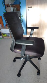 Kancelářská židle - 2