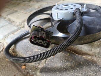 Ventilátory chladiče originál VW, Škoda atd.. originál - 2