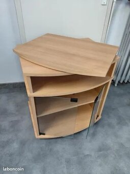 Prodám TV stolek - 2