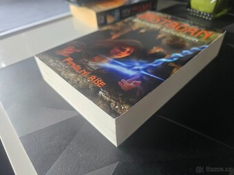 Brandon Sanderson - MISTBORN: Finální říše - 2