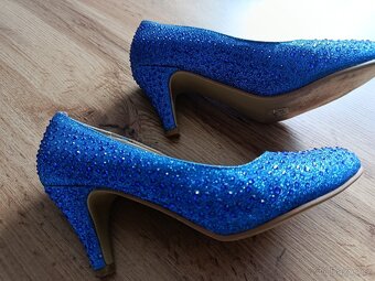 Damske lodicky vel.37 - 2