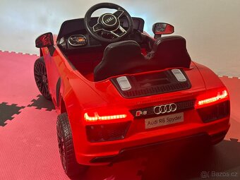 Dětské elektrické autičko - 2