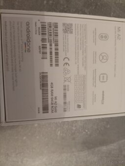 Xiaomi Mi A2 Gold - 2
