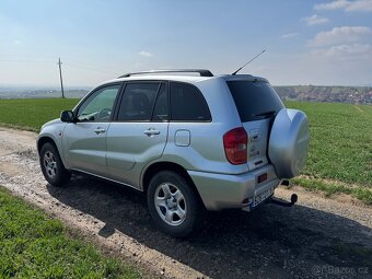 Toyota RAV4 2.0 D-4D 4x4 - 2