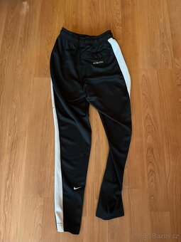 Nike tepláky (pánské) - 2