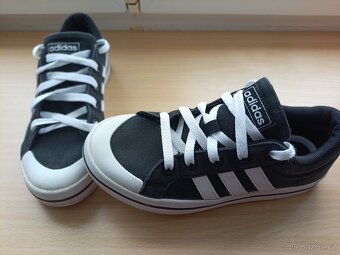 Prodám tenisky Adidas velikost 36.Jen osobní odběr - 2