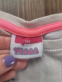 Mikinové šaty vel. 146 zn. Yigga - 2