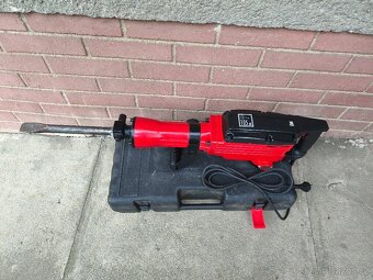 Prodám Demoliční kladivo Einhell TC-DH 43 -43 J. - 2