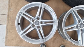 Alu kola Audi 18" 5x112 8J ET40 245/40 R18 6,5mm A4B9 - 2