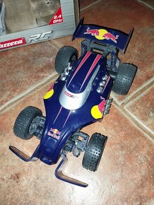 Formule Carrera Red Bull na dálkové ovládání - 2