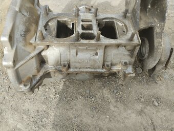 Blok motoru z Trabanta - 2