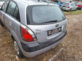 Kia Rio - 2