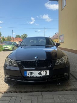 BMW E90 325i 160kw - 2